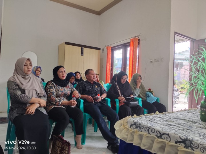 Kegiatan Monitoring dan Evaluasi (Monev) BUMRT Serimpi RT. 06 Kelurahan Bugis