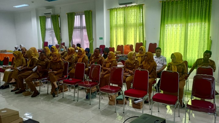 Rapat Evaluasi Pencapaian Kinerja dan Keuangan E-Tepian Kecamatan Samarinda Kota Tahun 2024