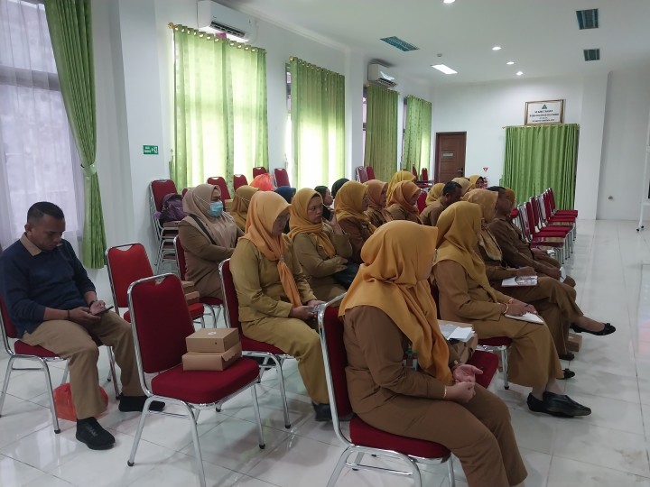Rapat Evaluasi Pencapaian Kinerja dan Keuangan E-Tepian Kecamatan Samarinda Kota Tahun 2024