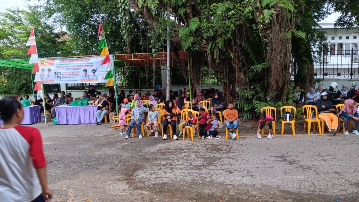 Jalan Santai Dalam Rangka Memperingati HUT Kota Samarinda Ke-357 dan HUT Ke-65 Pemerintah Kota Samarinda