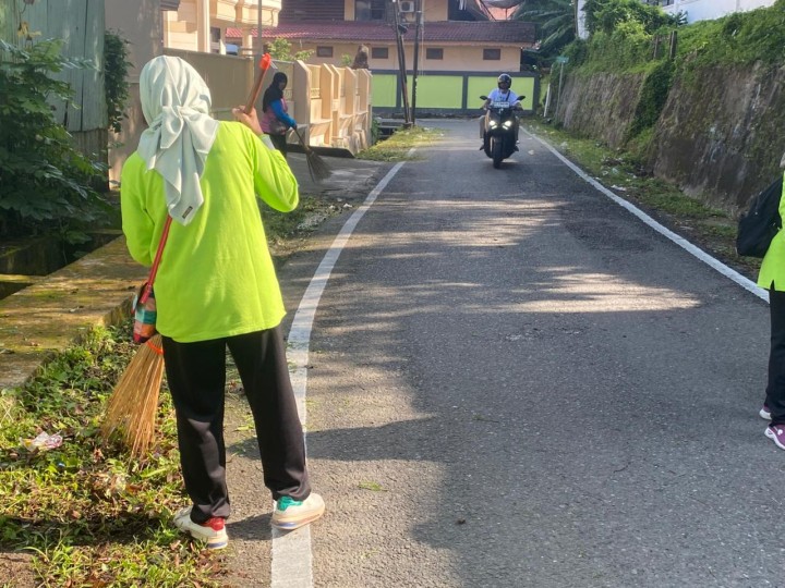 Kelurahan Bugis Gelar Gotong Royong Massal, Wali Kota Samarinda Turut Hadir