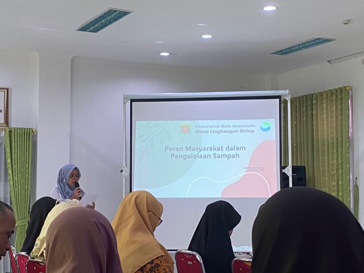 Dukung Program Kebersihan, Kelurahan Bugis Turut Menghadiri Kegiatan Sosialisasi Pengolahan Sampah