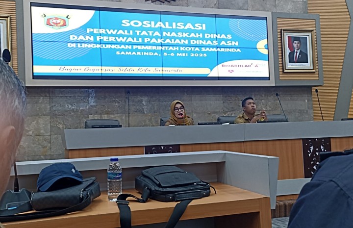 Kelurahan Bugis Hadiri Sosialisasi Perwali Tata Naskah dan Pakaian Dinas ASN