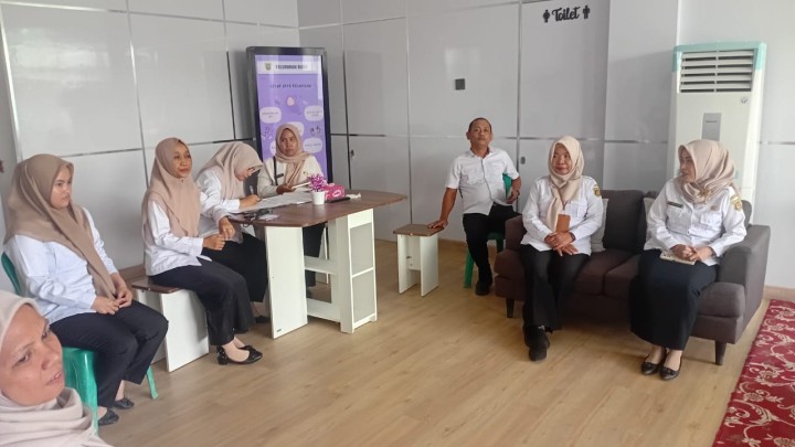 Pembinaan Kecamatan Samarinda Kota terhadap Kinerja dan Lingkungan Kelurahan Bugis