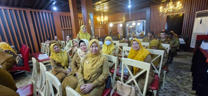 Rapat Koordinasi Penyaluran Bantuan pangan beras bulan juni dan juli 2025