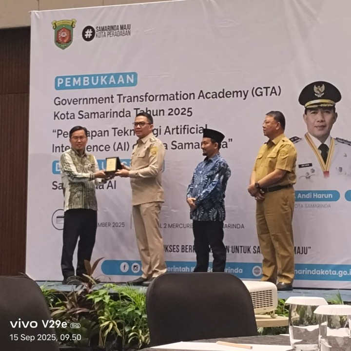 Kelurahan Bugis Hadiri Pembukaan Government Transformation Academy (GTA) dan Launching Samarinda AI
