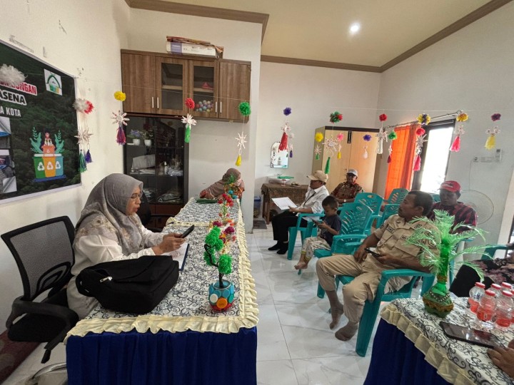 Tim Penilai DLH Kunjungi Bank Sampah Manunggal Nawasena dalam Rangka Lomba Bank Sampah Kota Samarinda