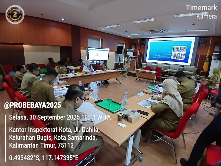 Kelurahan Bugis Dampingi Presentasi RT 18 pada ProBebaya Award Bidang Infrastruktur