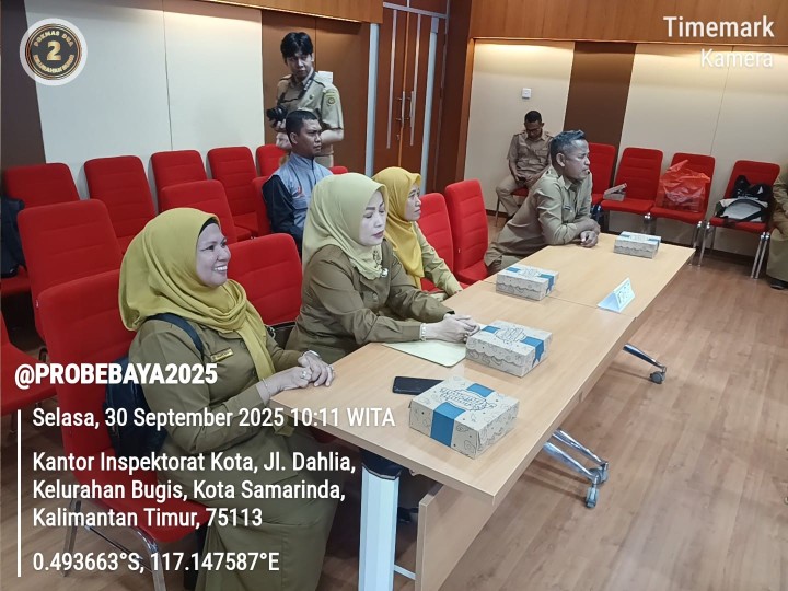 Kelurahan Bugis Dampingi Presentasi RT 18 pada ProBebaya Award Bidang Infrastruktur