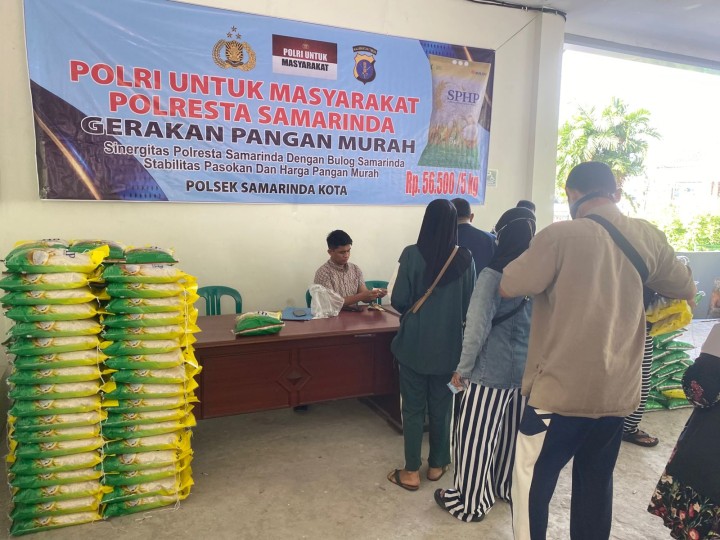 Polresta Samarinda Gelar Gerakan Pangan Murah Bersama Bulog untuk Jaga Stabilitas Harga