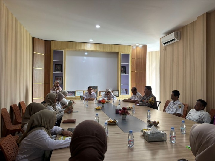 Kecamatan Samarinda Kota Laksanakan Pembinaan dan E-Monev Probebaya di Kelurahan Bugis