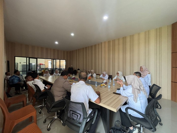 Kecamatan Samarinda Kota Laksanakan Pembinaan dan E-Monev Probebaya di Kelurahan Bugis