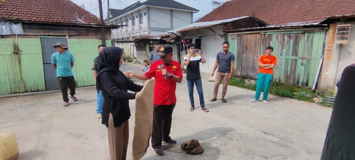 Peningkatan Kesiapsiagaan Warga RT 18 Kelurahan Bugis Melalui Sosialisasi Pencegahan Kebakaran