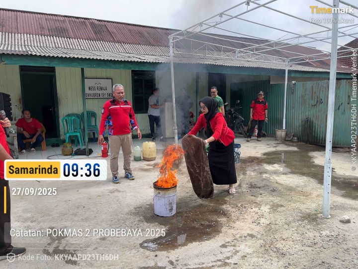 Peningkatan Kesiapsiagaan Warga RT 18 Kelurahan Bugis Melalui Sosialisasi Pencegahan Kebakaran