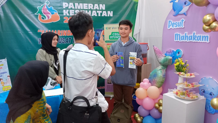 PAMERAN KESEHATAN  DENGAN TEMA " SAMARINDA SEHAT MENUJU KOTA PUSAT PERADABAN