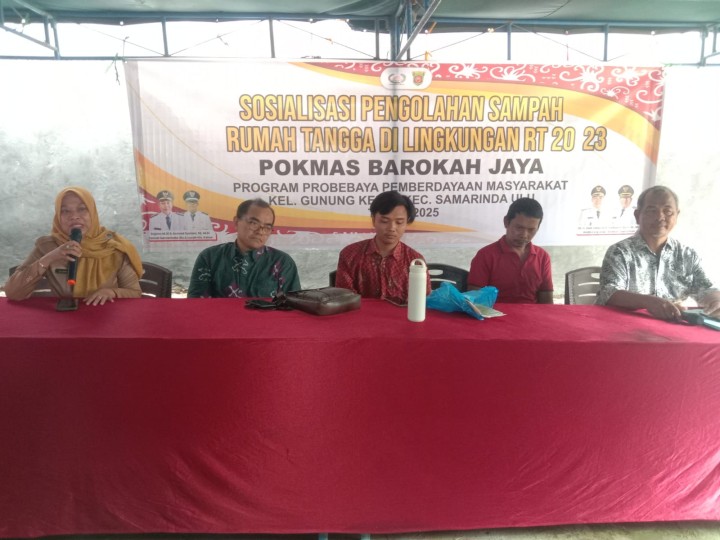 Sosialisasi Kegiatan Pemberdayaan Masyarakat Probebaya Tahun 2025 di Kelurahan Gunung Kelua