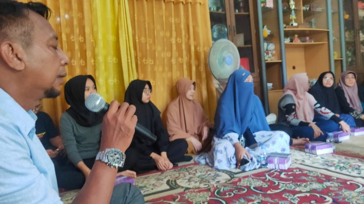 Sosialisasi Kegiatan Pemberdayaan Masyarakat Pokmas Decha Berdikari, Barokah & Mandiri PROBEBAYA 2025 di Kelurahan Gunung Kelua