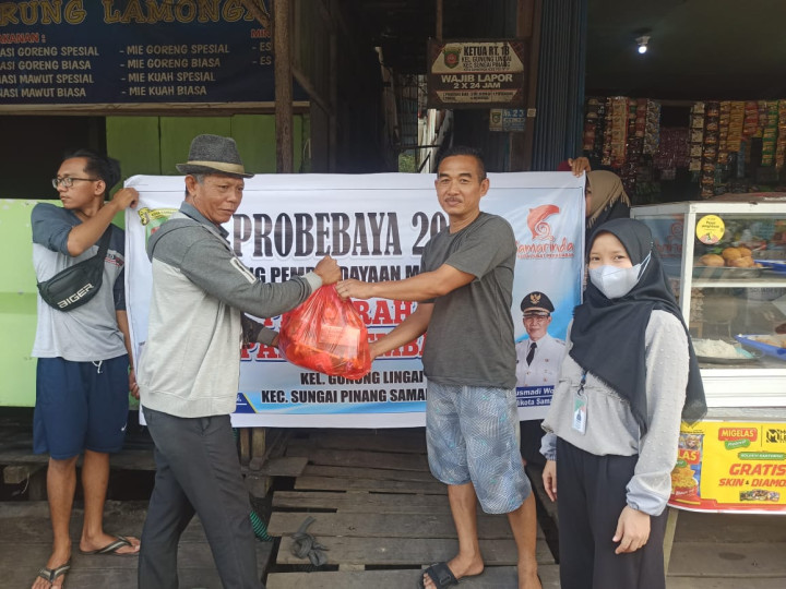Penyerahan Bantuan Sembako Kegiatan Pemberdayaan Tahun 2023