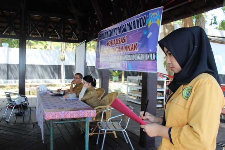 SOSIALISASI PERLINDUNGAN ANAK OLEH DINAS PEMBERDAYAAN PEREMPUAN DAN PERLINDUNGAN ANAK