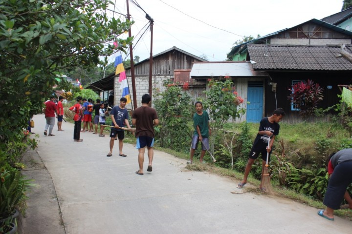 Kegiatan Gotong Royong RT 04 & RT 05