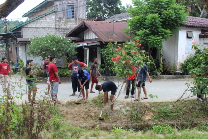Kegiatan Gotong Royong RT 04 & RT 05