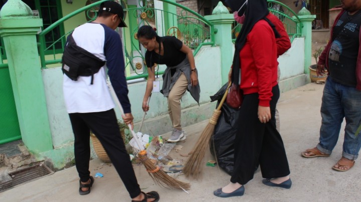 Kegiatan Gotong Royong RT 04 & RT 05