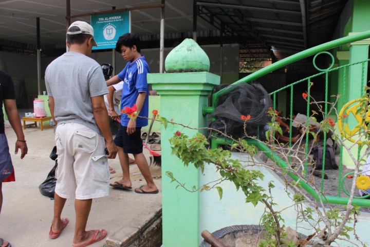 Kegiatan Gotong Royong RT 04 & RT 05