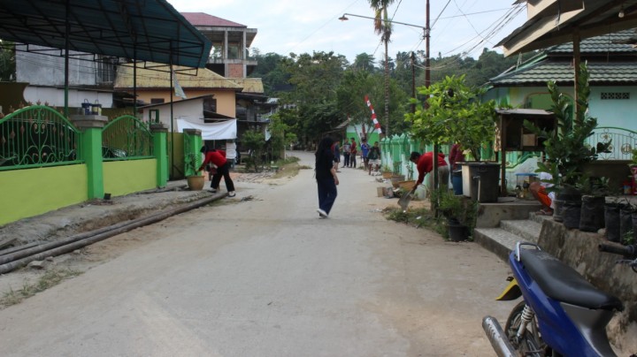 Kegiatan Gotong Royong RT 04 & RT 05