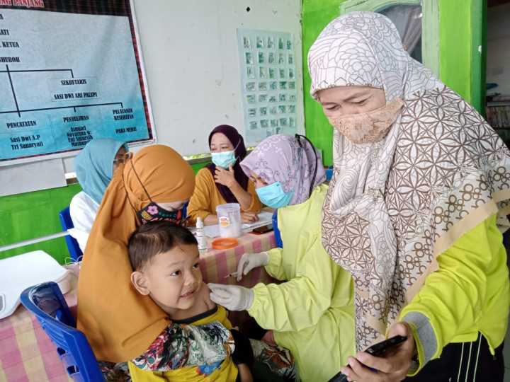 Kegiatan Posyandu Melon di Perum Bukit Pinang Bahari