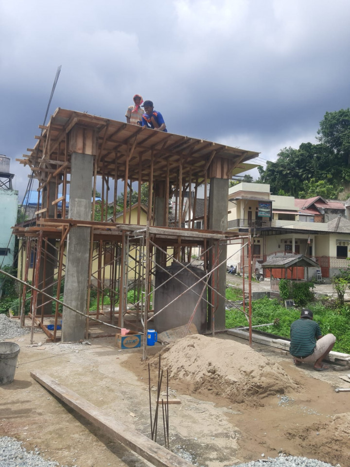 PEMBUATAN DUDUKAN MENARA MUSHOLA  NUUL IMAN RT 07