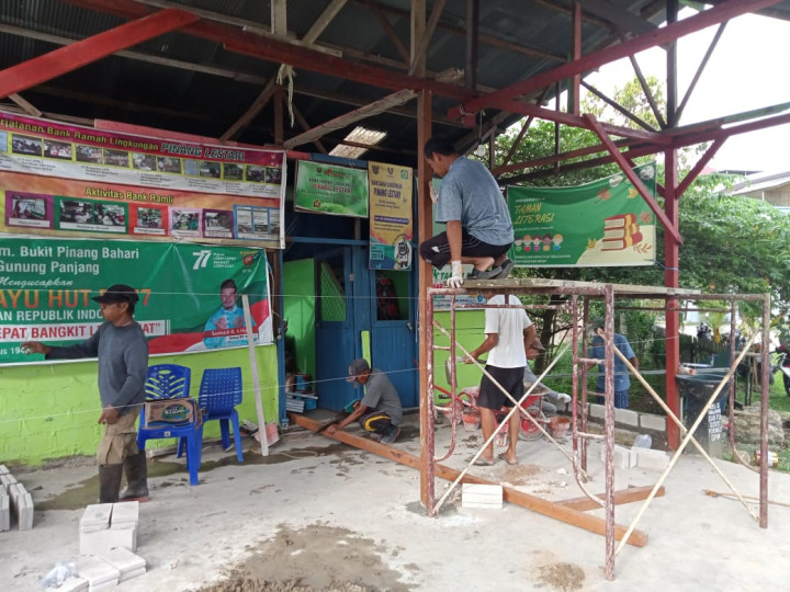REHAB BALAI RT (SEKRETARIAT BANK SAMPAH) RT 01 PERUM.BUKIT PINANG BAHARI