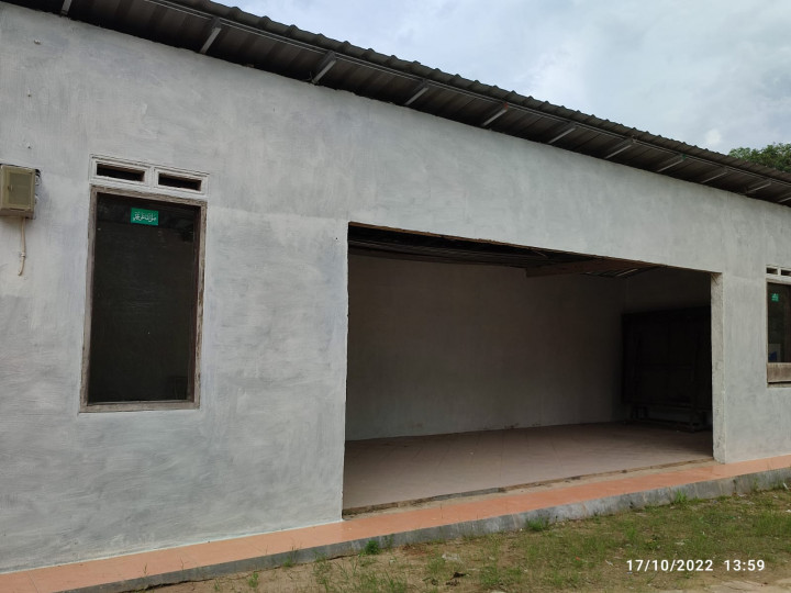 PEMBUATAN PINTU BALAI RT 03 PERUM.BUKIT PINANG BAHARI