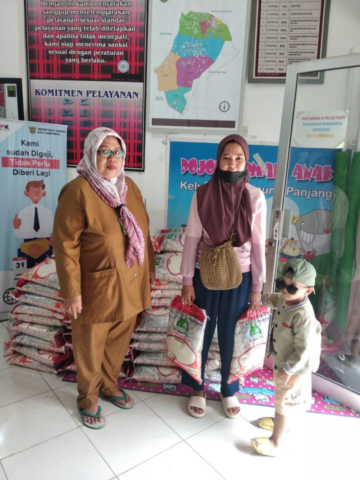 PEMBAGIAN BERAS DARI BADAN PANGAN NASIONAL