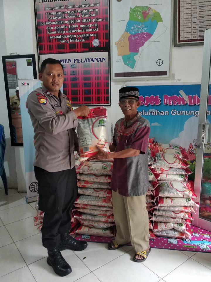 PEMBAGIAN BERAS DARI BADAN PANGAN NASIONAL