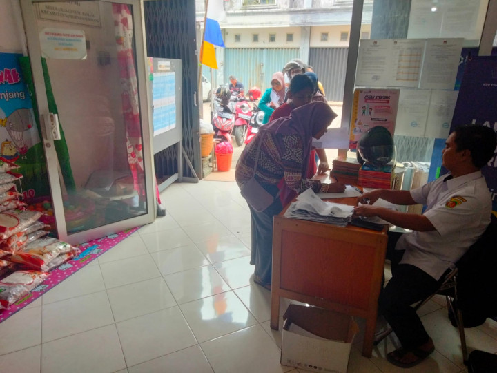 PEMBAGIAN BERAS DARI BADAN PANGAN NASIONAL