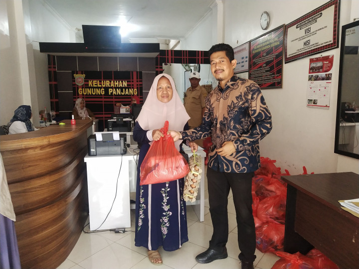 PEMBAGIAN SEMBAKO DARI PROBEBAYA