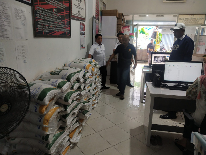 PEMBAGIAN BERAS DARI BADAN PANGAN NASIONAL