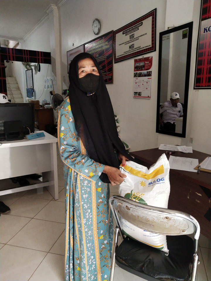 PEMBAGIAN BERAS DARI BADAN PANGAN NASIONAL