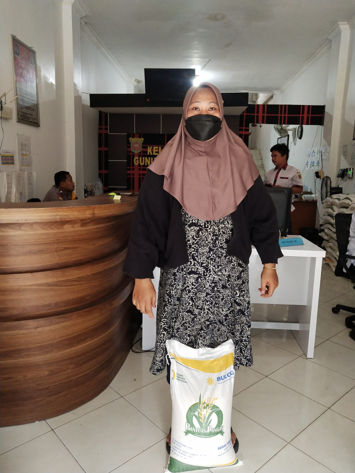 PEMBAGIAN BERAS DARI BADAN PANGAN NASIONAL