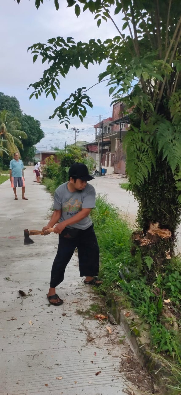 Gotong Royong RT. 01 Tahun 2024