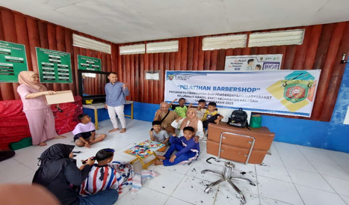 Kegiatan Pelatihan Barbershop  program probebaya tahun anggaran 2023