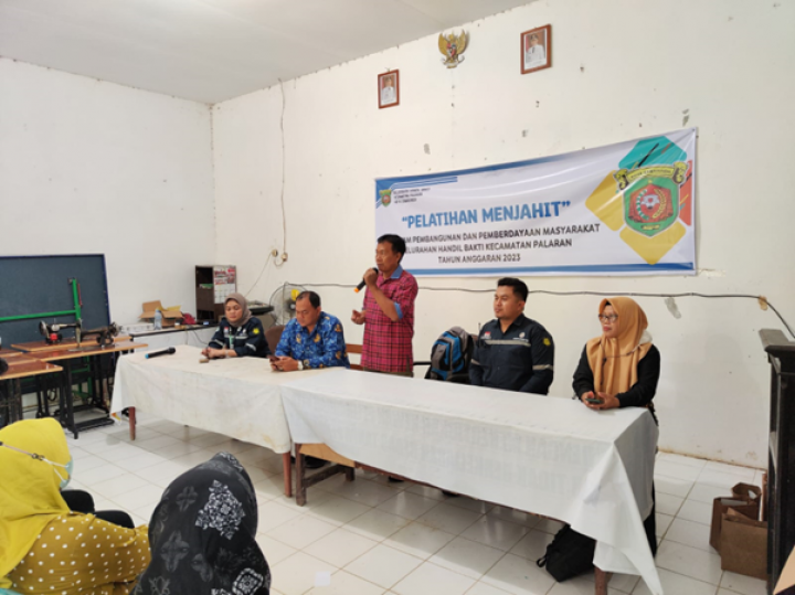 Kegiatan Pelatihan Menjahit program probebaya tahun anggaran 2023