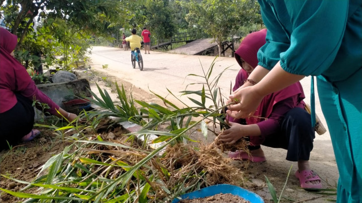 Kegiatan Dasawisma Kelurahan Handil Bakti