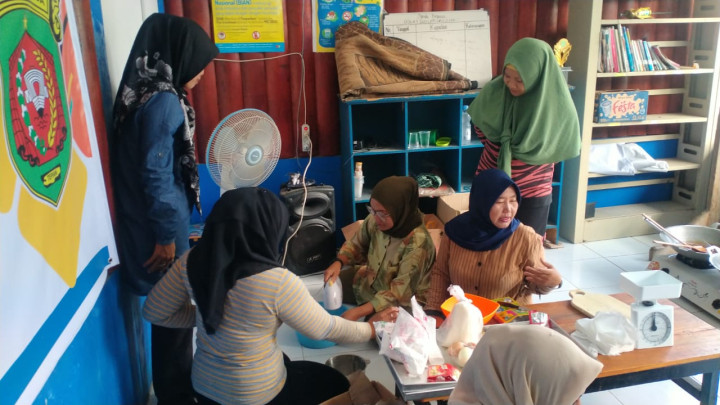 Pelatihan Pembuatan Amplang Tahun 2023
