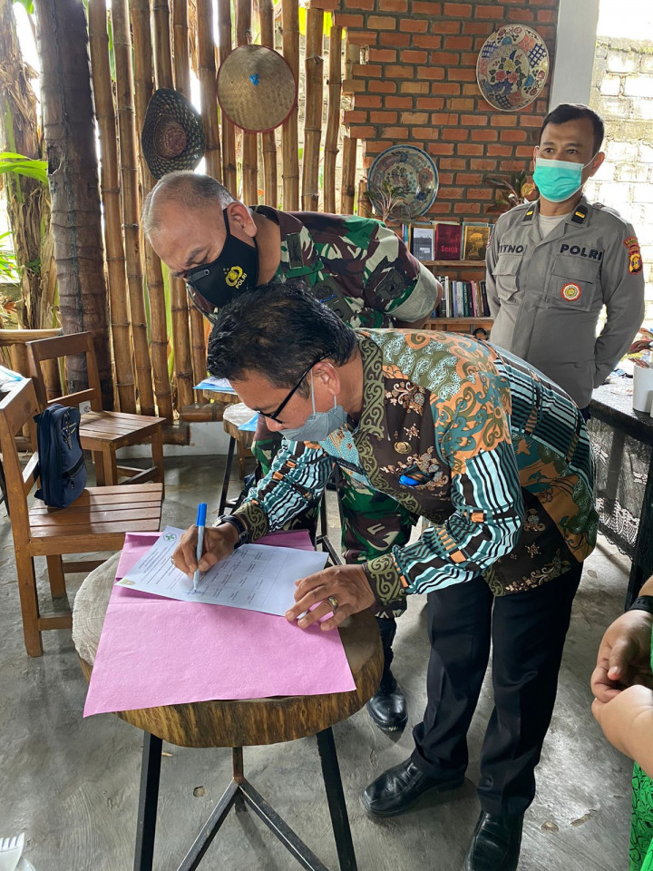 penendatanganan komitmen bersala linsek