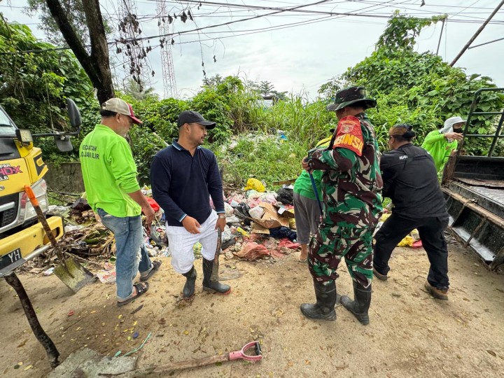 KEGIATAN GOTONG ROYONG