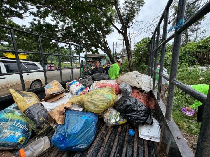 KEGIATAN GOTONG ROYONG