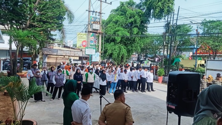 jin  Melaporkan  22/04/2024  Kelurahan Jawa Mengikuti Apel Gabungan Forkopimcam dan kelurahan sekecamatan Samarinda ulu (Di Kecamatan Samarinda ulu) dan Halal bihalal di kecamatan Samarinda ulu Forkopimcam dan kelurahan sekecamatan Samarinda ulu