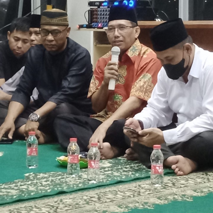Ijin Melaporkan  30/04/2024 Kelurahan Jawa  Melaksanakan Halal bihalal dan Silaturahmi serta Memberikan Uang Pembinaan Kepada Kafilah MTQ kelurahan Jawa