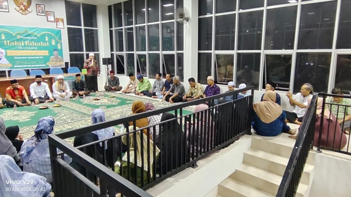 Ijin Melaporkan  30/04/2024 Kelurahan Jawa  Melaksanakan Halal bihalal dan Silaturahmi serta Memberikan Uang Pembinaan Kepada Kafilah MTQ kelurahan Jawa